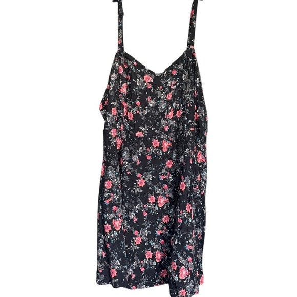 torrid Dresses & Skirts - Torrid Black Floral Challis Midi Dress Sz 4‎ / 4X Feminine Fairy Grunge Summer